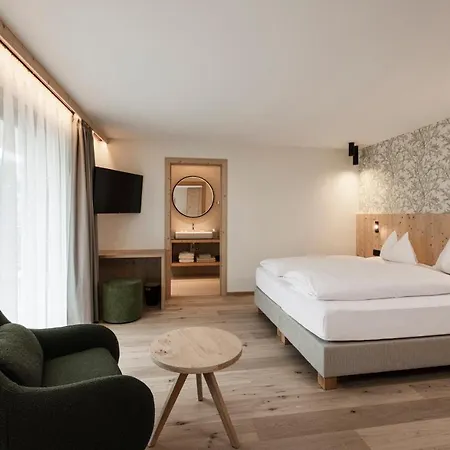 Hotel Stoa - Elegant & Romantic Guest House - 